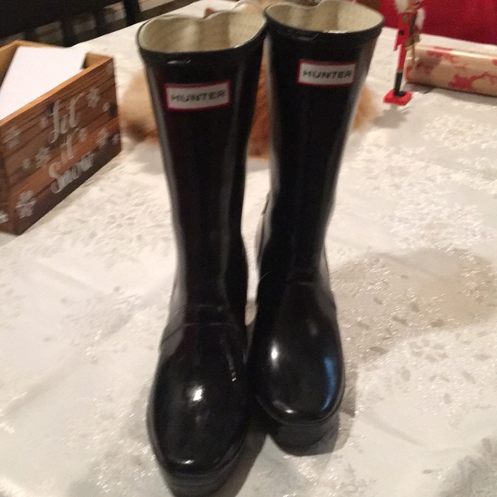 Black Hunter rain boots with laces